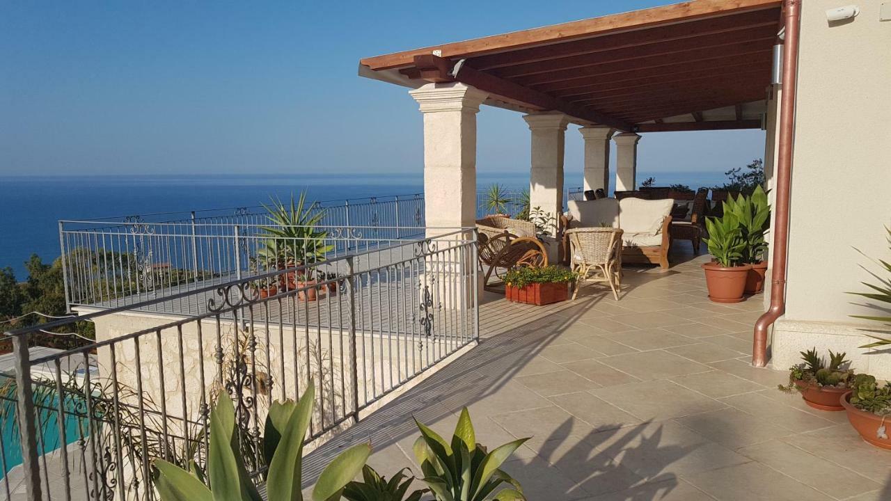 B&B Terrazze Chiaramontane Marina di Palma Bagian luar foto