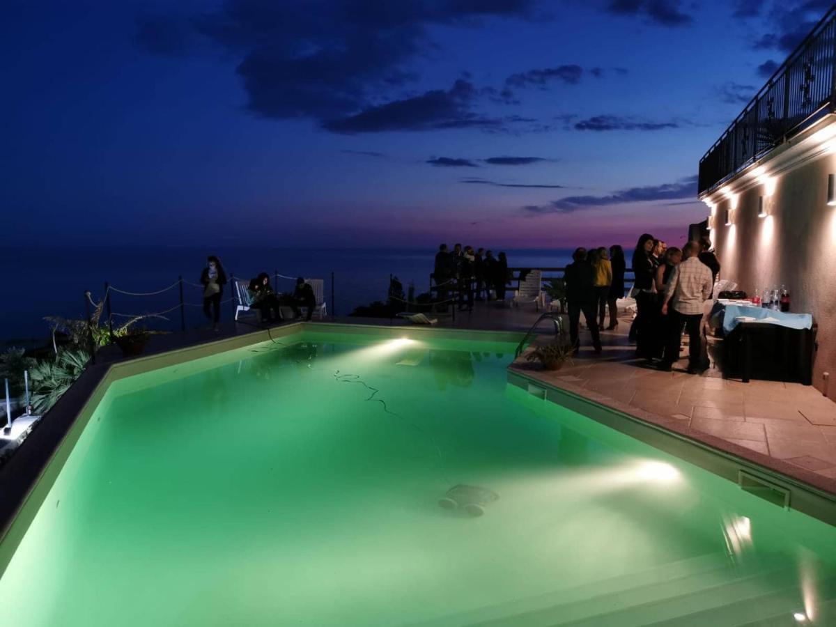 B&B Terrazze Chiaramontane Marina di Palma Bagian luar foto