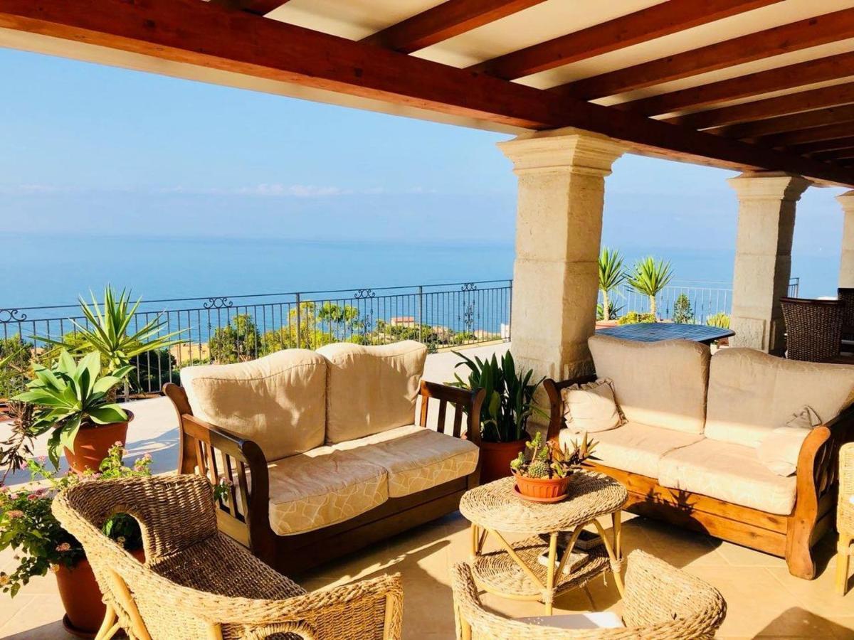 B&B Terrazze Chiaramontane Marina di Palma Bagian luar foto