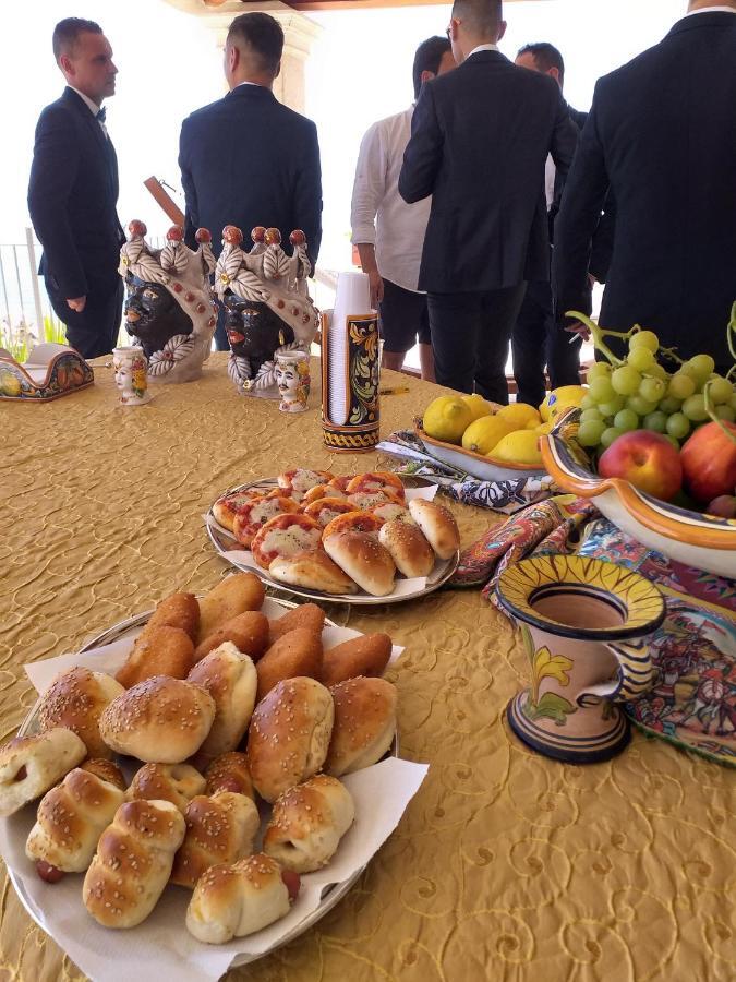 B&B Terrazze Chiaramontane Marina di Palma Bagian luar foto